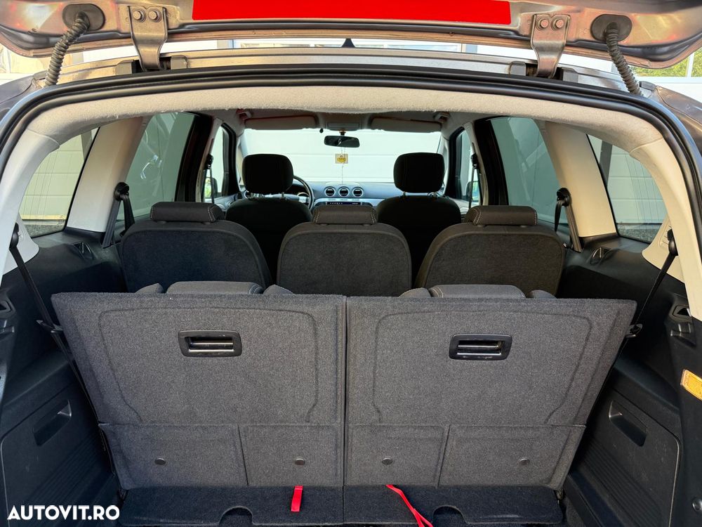 Ford S-Max 2.0 TDCi Trend - 21