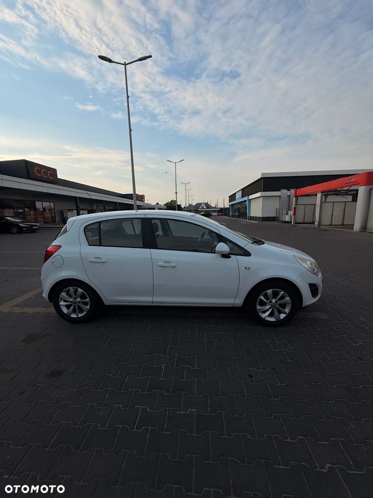 Opel Corsa - 1