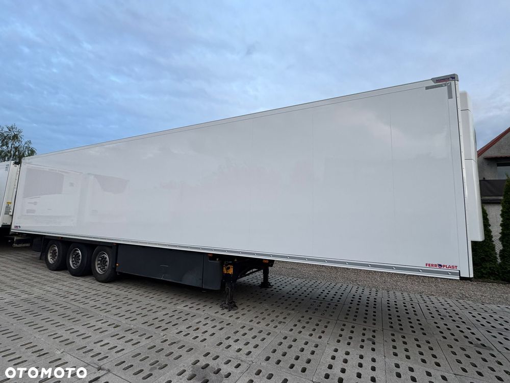 Schmitz Cargobull 11/2019 | Gruba ściana | TK slx300 - 2
