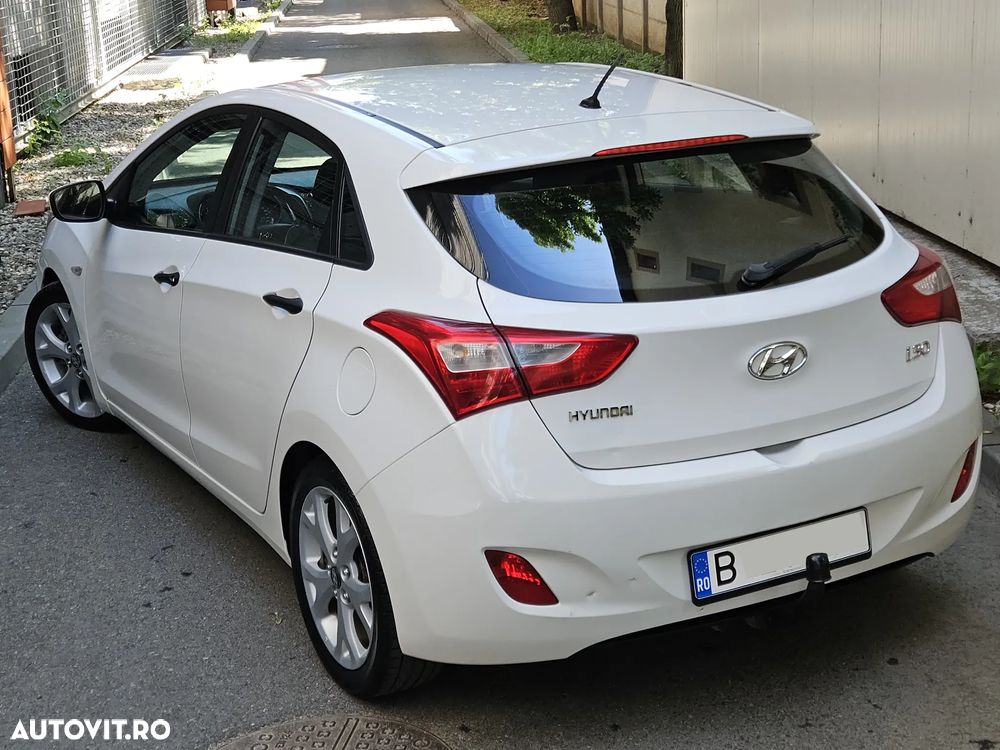Hyundai i30 1.4 CRDi Trend - 12