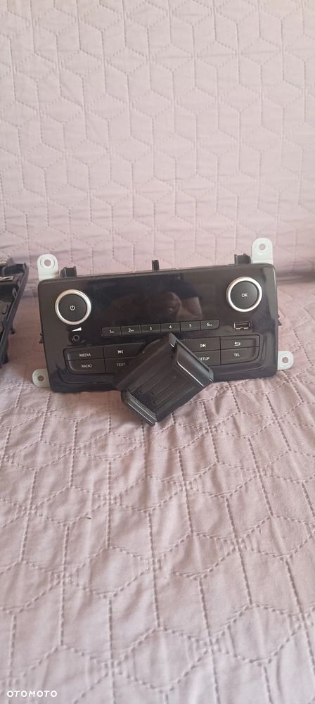 Radio - 1