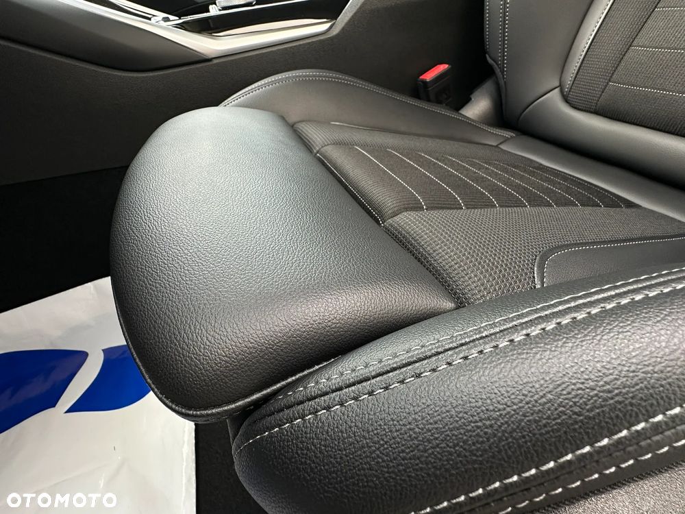 BMW Seria 3 320d xDrive mHEV sport - 17