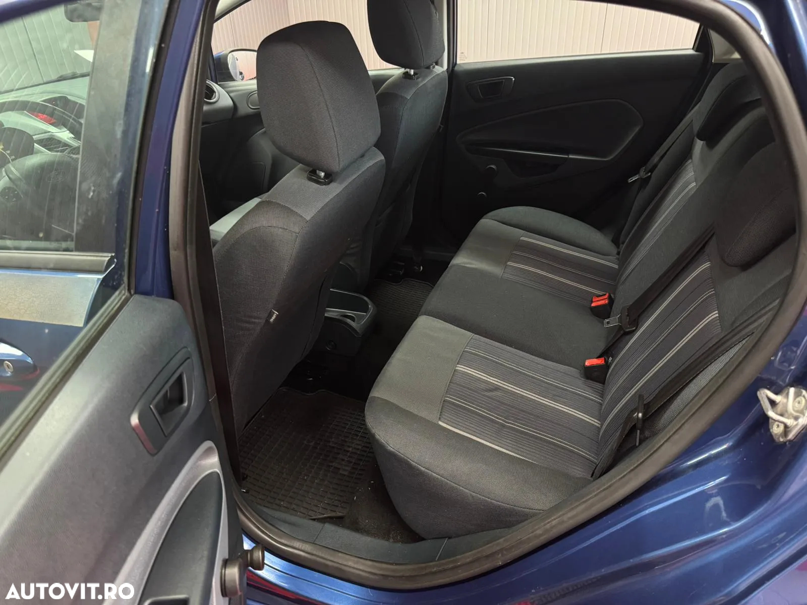 Ford Fiesta - 13