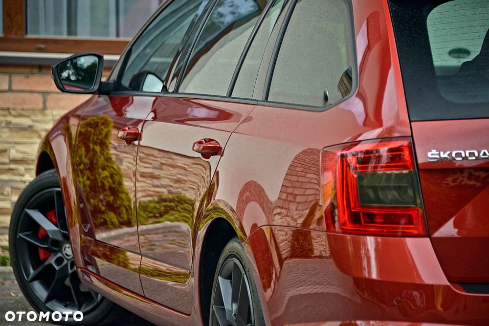 Skoda Octavia 2.0 TDI RS - 18