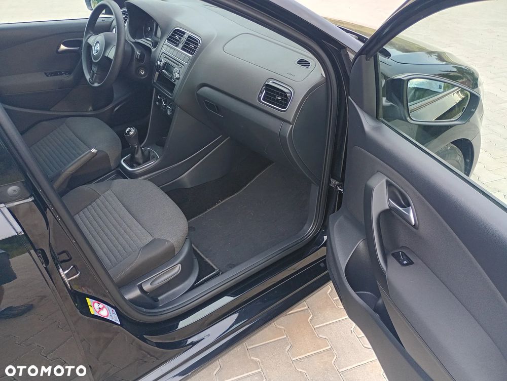 Volkswagen Polo 1.4 Comfortline - 23