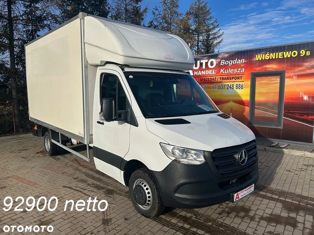 Mercedes-Benz Sprinter kontener +winda Automat