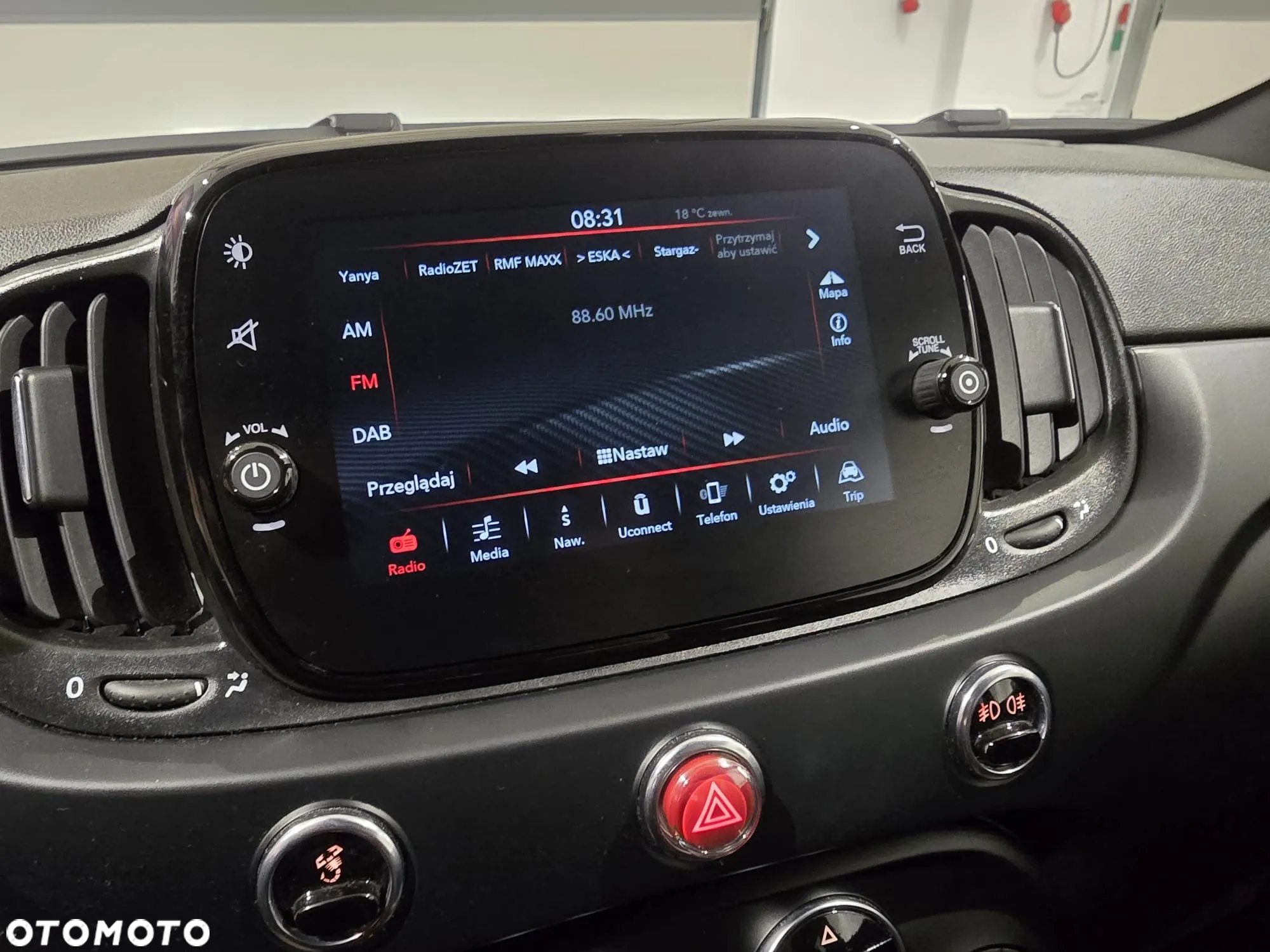 Abarth 695 - 14