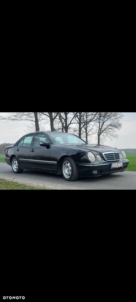 Mercedes-Benz Klasa E - 2