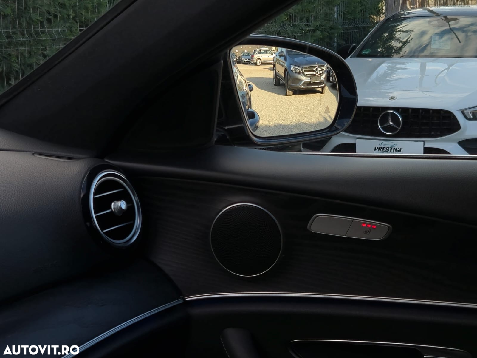 Mercedes-Benz E 220 d 9G-TRONIC Exclusive - 11