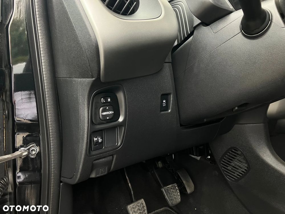 Toyota Aygo x-play - 30