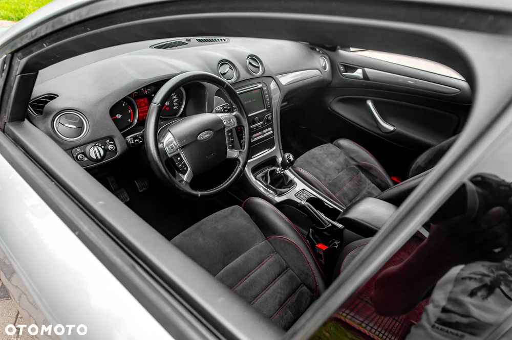Ford Mondeo 2.0 TDCi Titanium X - 20