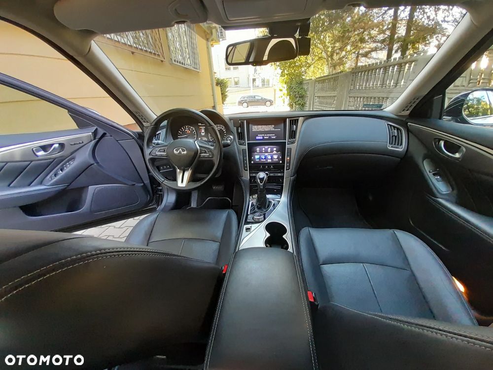 Infiniti Q50 2.0t Premium - 23