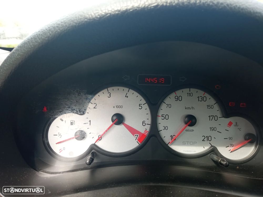 Peugeot 206 SW - 7
