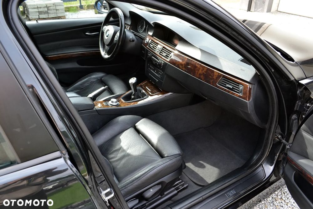 BMW Seria 3 320d DPF - 9