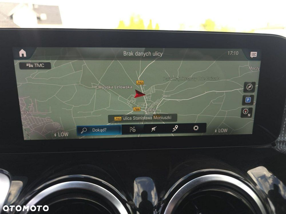 Mercedes-Benz GLB - 22