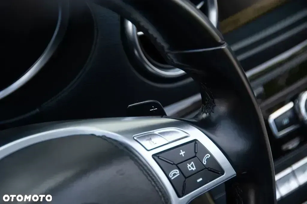 Mercedes-Benz SL - 31