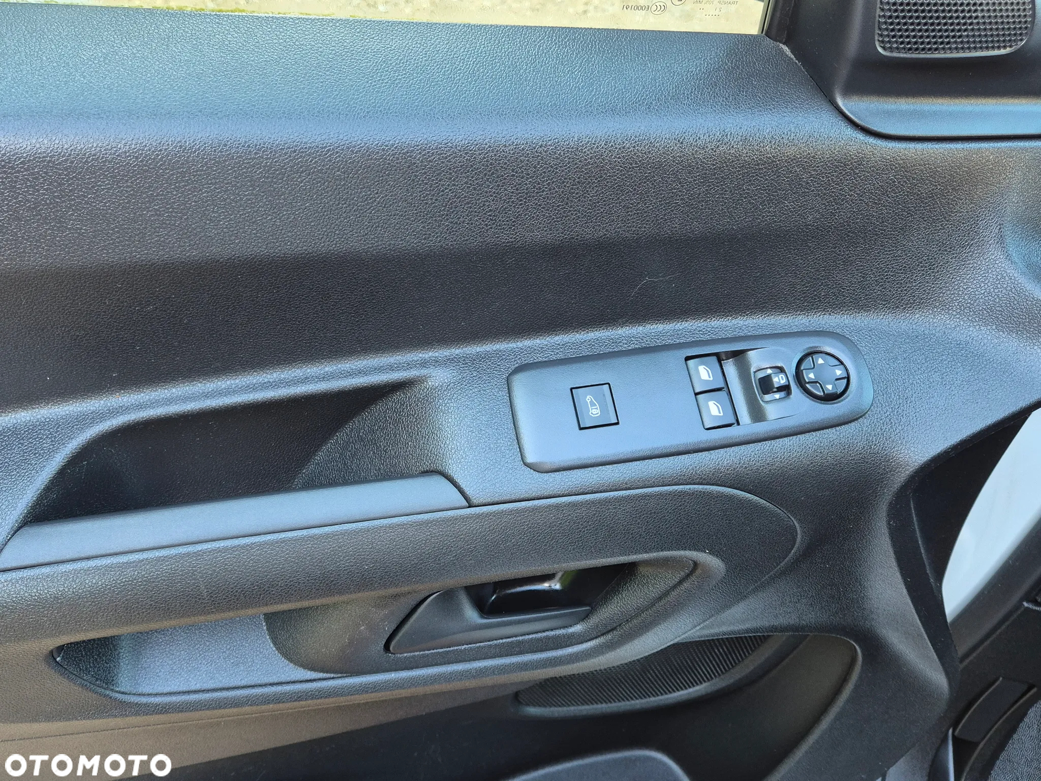 Toyota Proace City - 10
