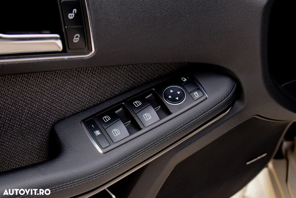 Mercedes-Benz E 220 CDI DPF BlueEFFICIENCY Automatik Avantgarde - 20