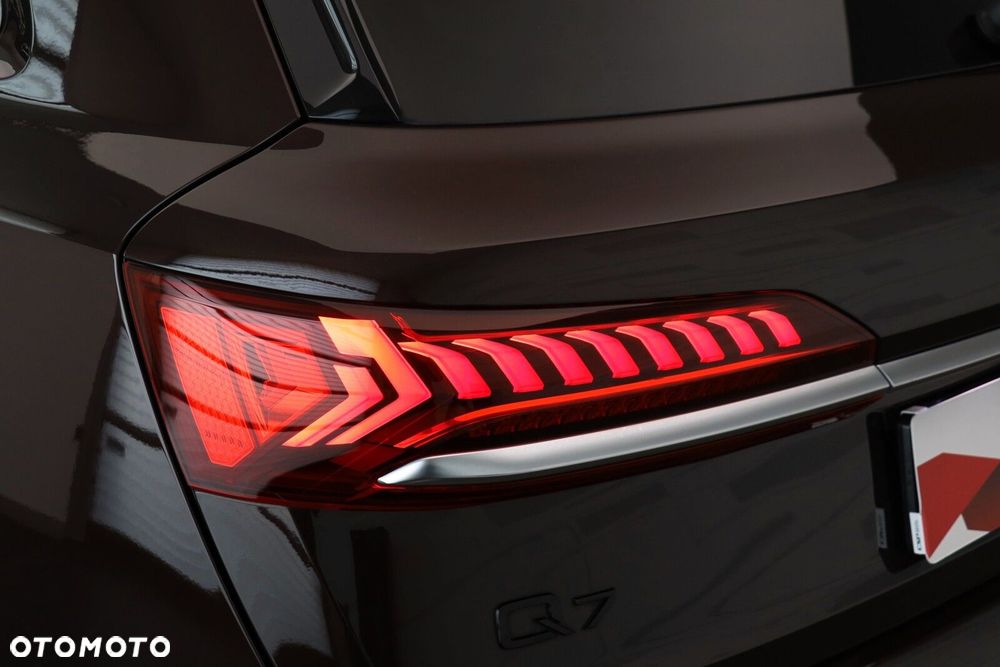 Audi Q7 - 4
