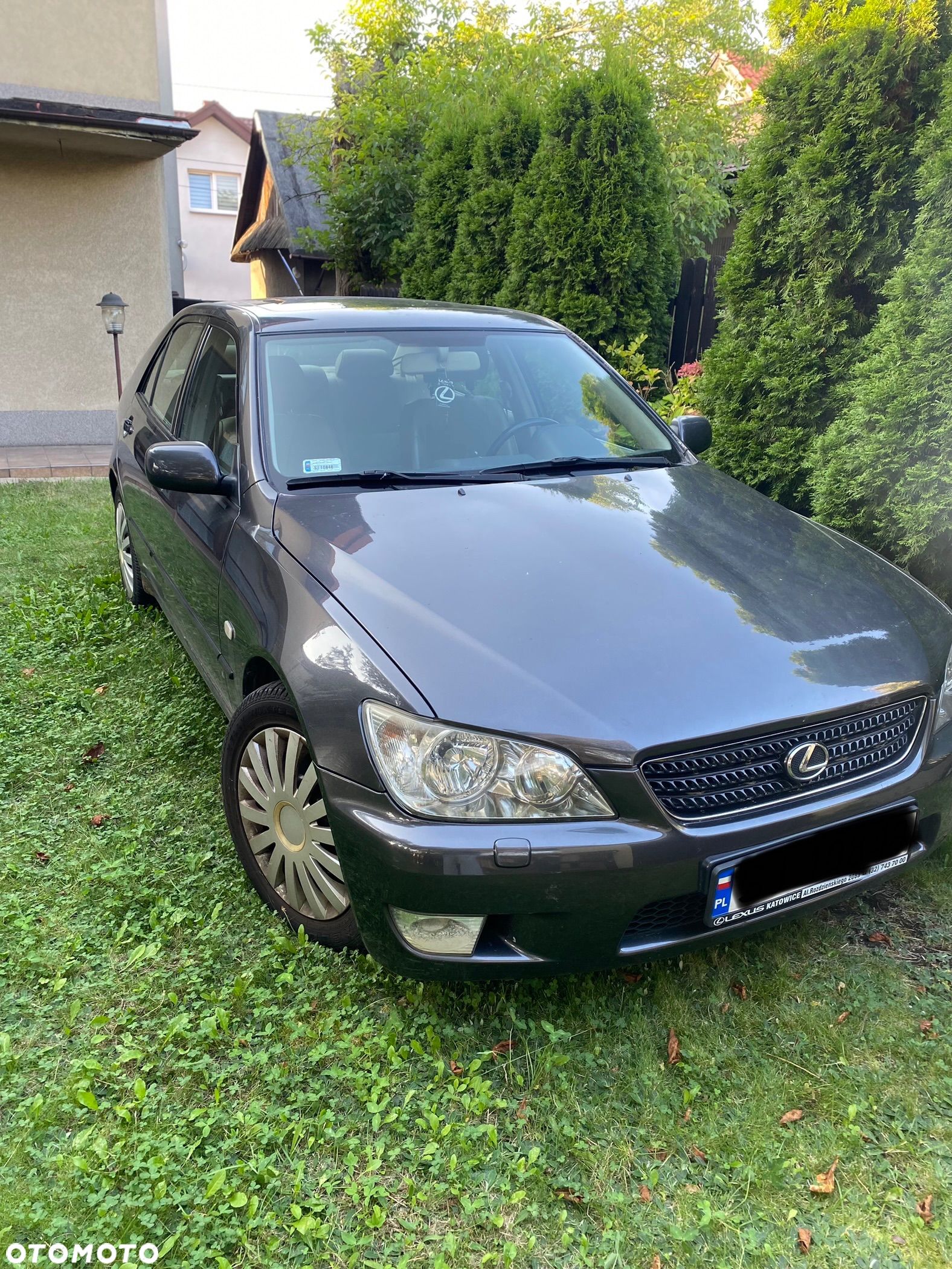 Lexus IS - 1