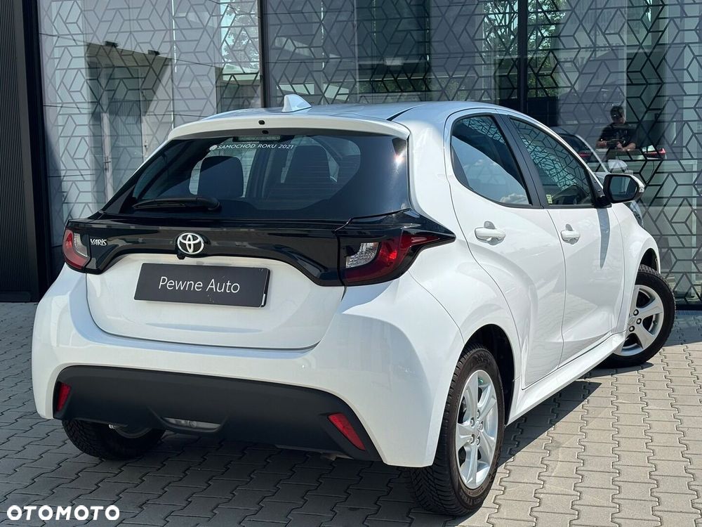 Toyota Yaris - 12
