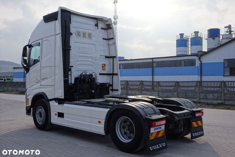 Volvo FH 500 GLOBETROTTER XL / I-SAVE / STANDARD / AUTOMAT / EURO 6 / KLIMATYZACJA POSTOJOWA / LODÓWKA / LED / NAVI / 2 ZBIORNIKI - 8