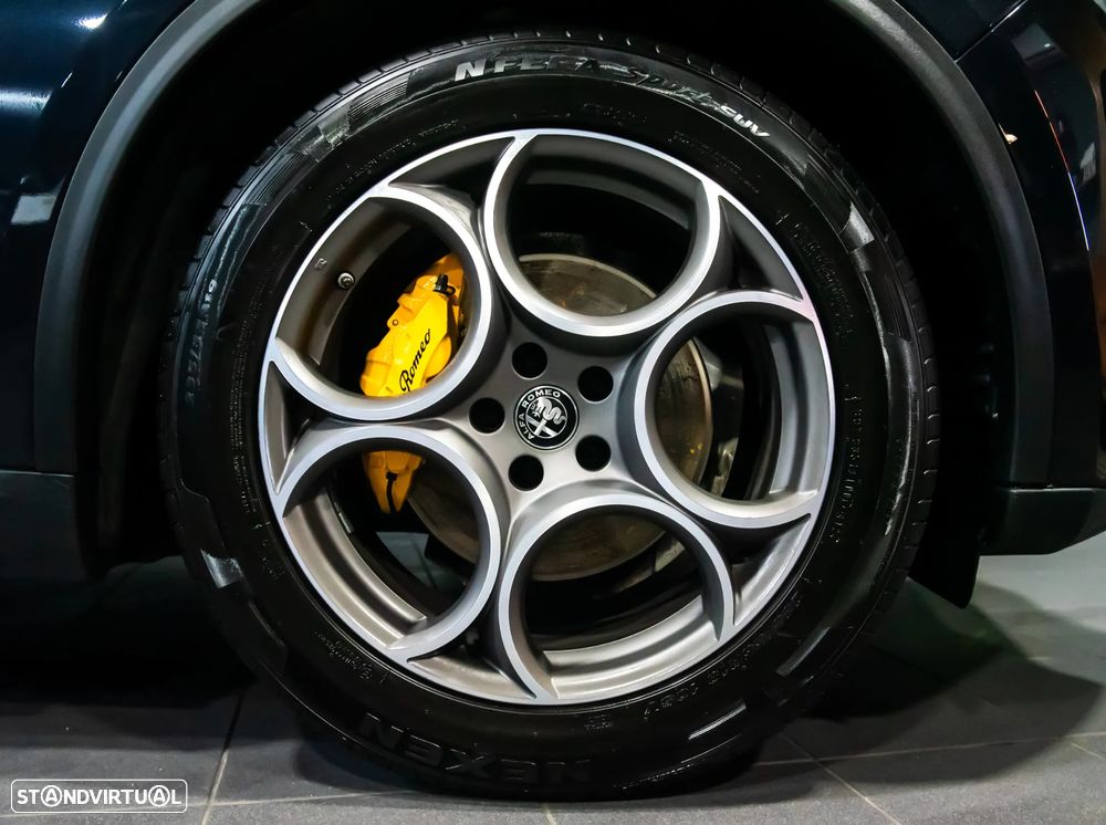 Alfa Romeo Stelvio 2.2 D Sprint AT8 - 9