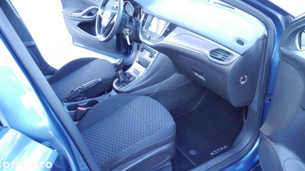 Opel Astra 1.4 Turbo Dynamic - 26