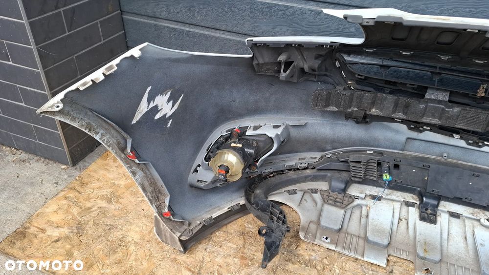 ZDERZAK PRZÓD PRZEDNI OPC-LINE OPEL CORSA E 2014/2019 ROK KOD LAKIERU: Z40R - 14