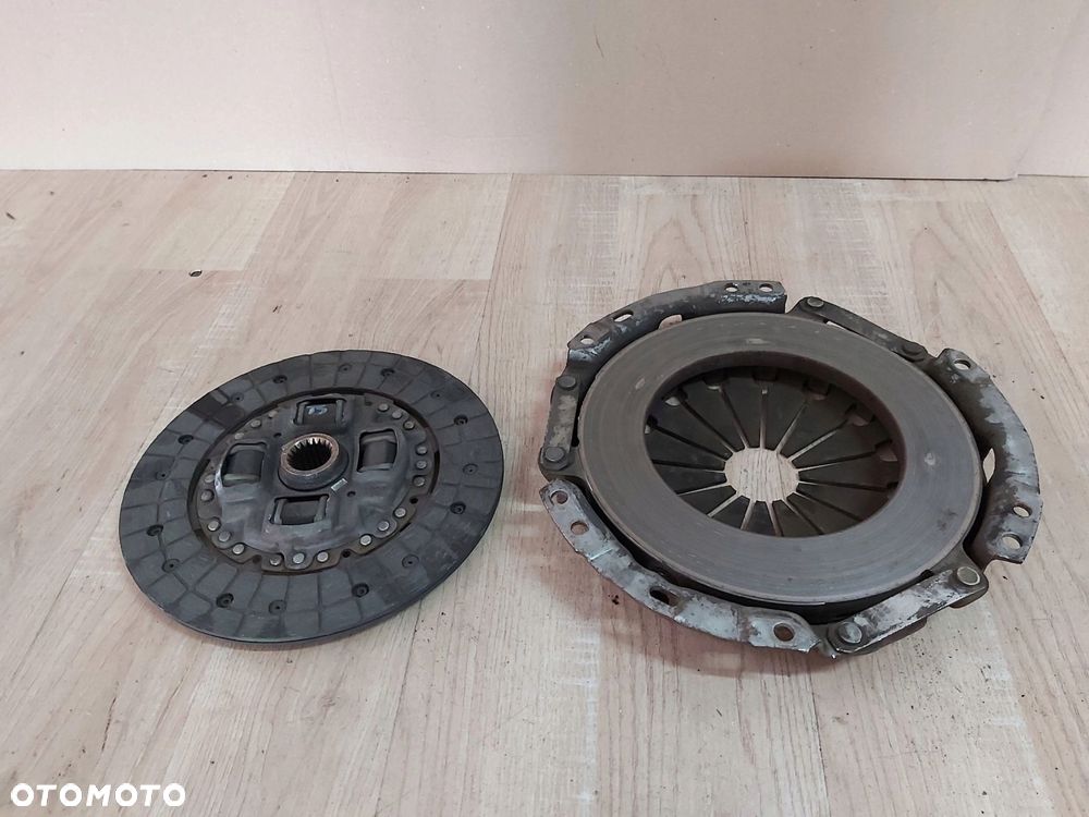 Toyota Yaris I 1,3 1,5 TS sprzęgło tarcza docisk - 4