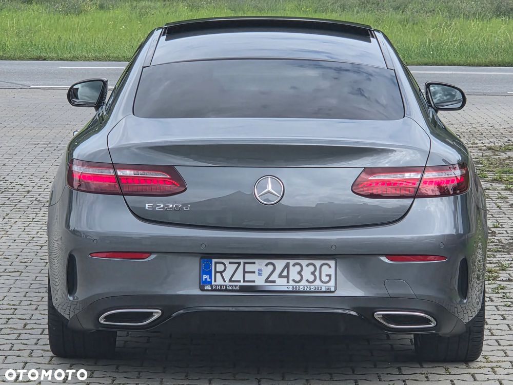 Mercedes-Benz Klasa E 220 d AMG - 12