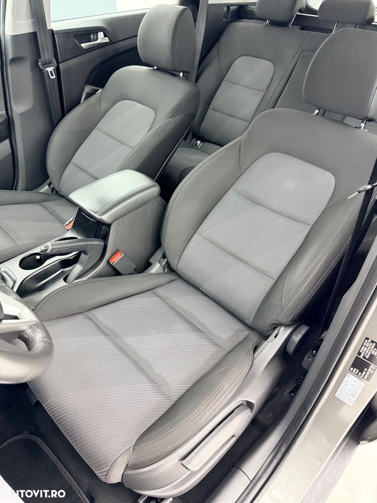 Hyundai Tucson blue 1.6 GDi 2WD Advantage - 16