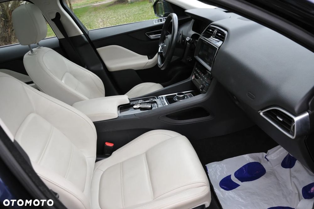 Jaguar F-Pace 2.0 i4D AWD Chequered Flag - 20