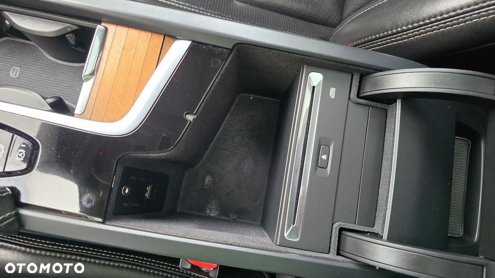Volvo XC 90 D5 AWD Geartronic Inscription - 25