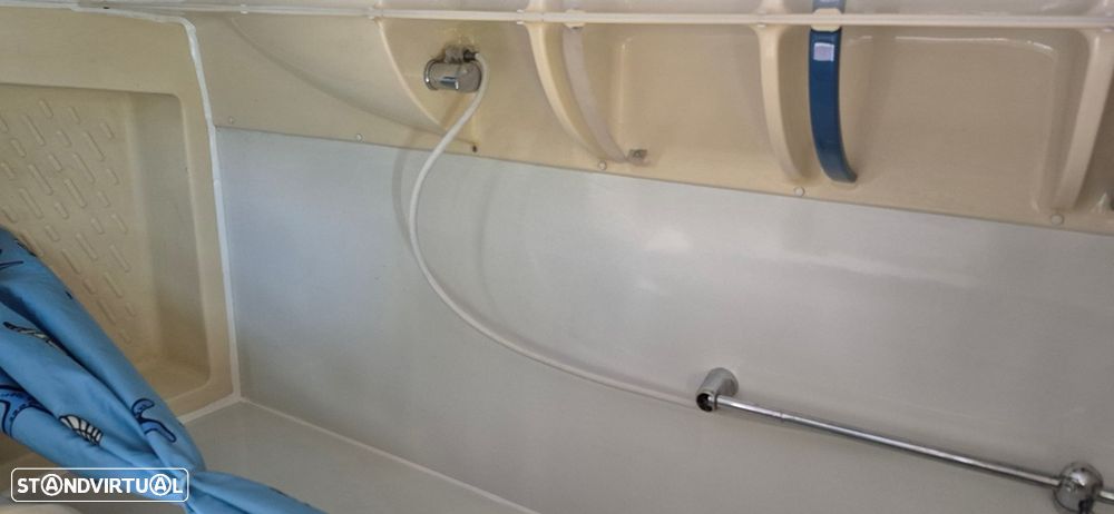 Ford Transit 2.2 TDCI - RIMOR - 6 LUGARES - 6 DORMIDAS - 37