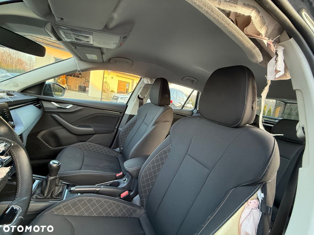 Skoda Kamiq 1.0 TSI Ambition - 6