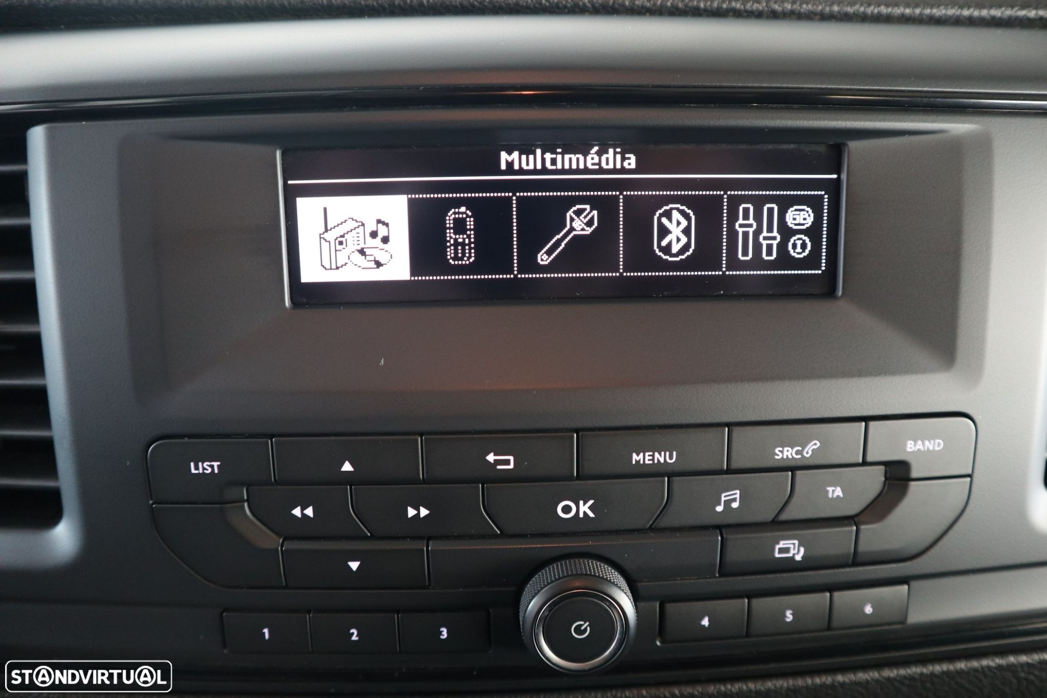 Opel Vivaro 1.5 CDTi L3H1 Essentia - 20