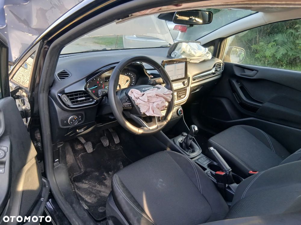 Ford Fiesta 1.1 S&S COOL&CONNECT - 10