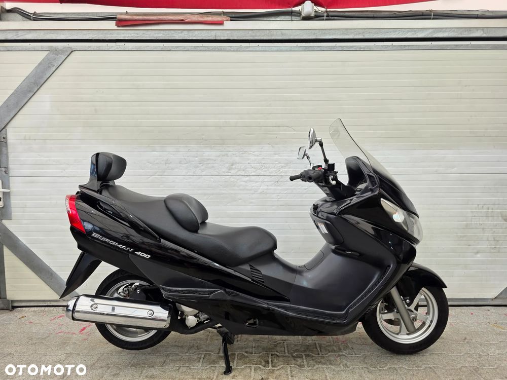 Suzuki Burgman - 10