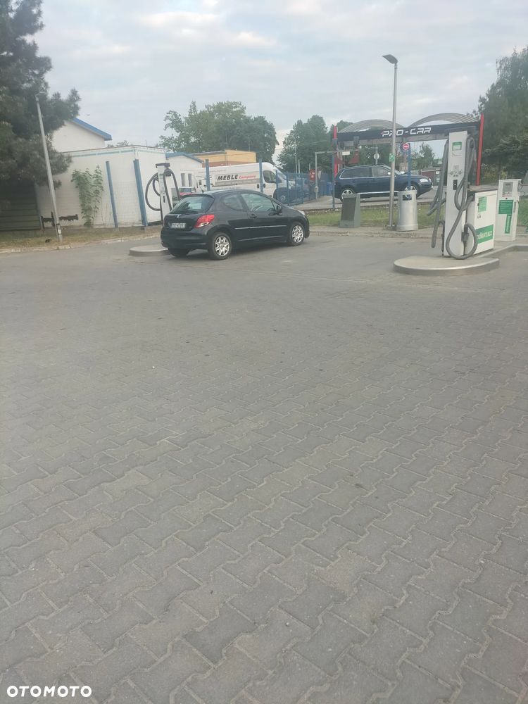 Peugeot 207 1.4 Trendy - 6