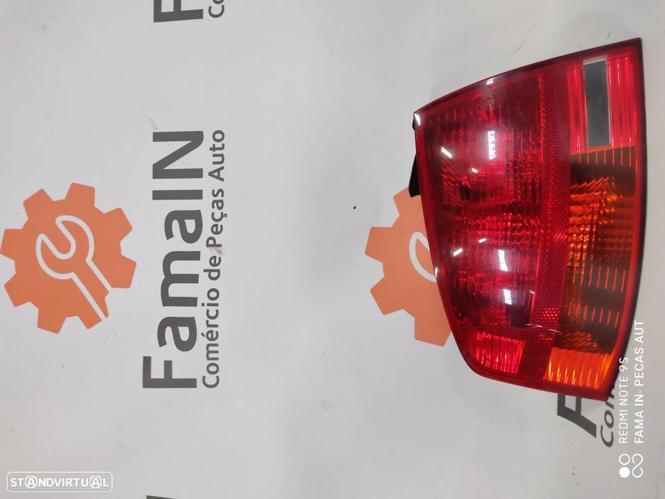 Farolin esquerdo Audi A4 B7 - 1
