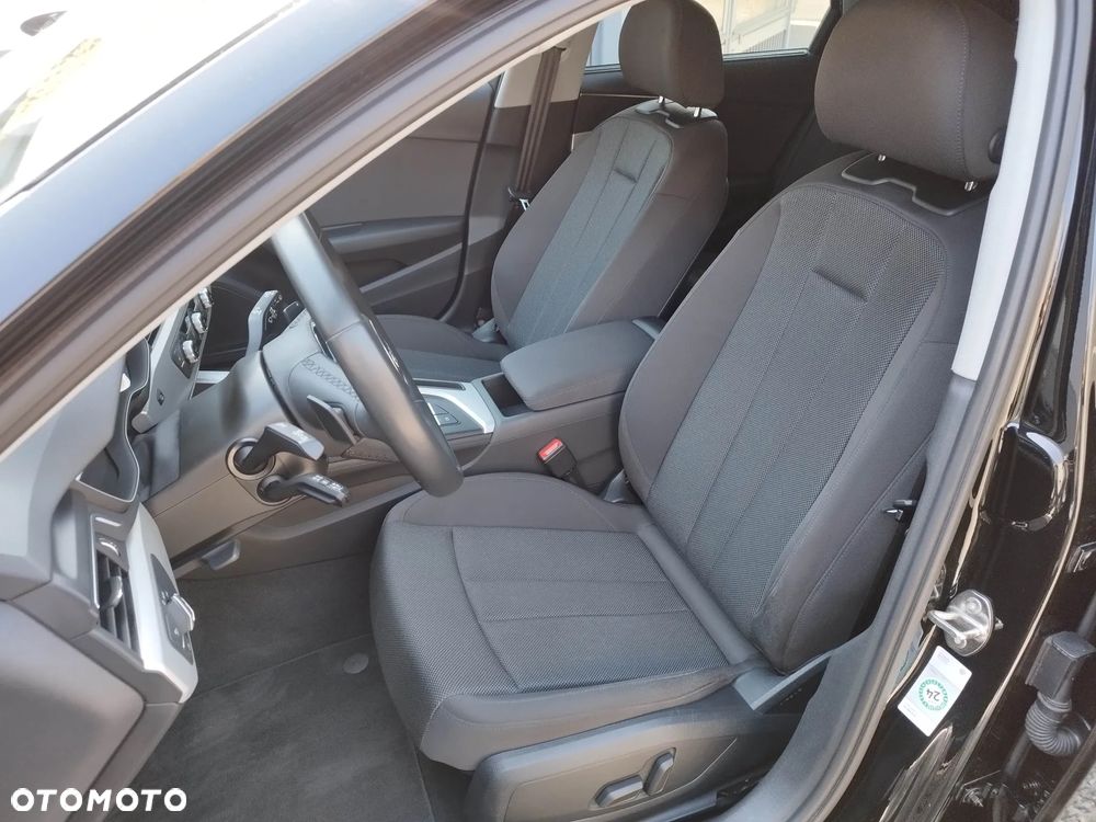 Audi A4 Avant 40 TDI S tronic - 26