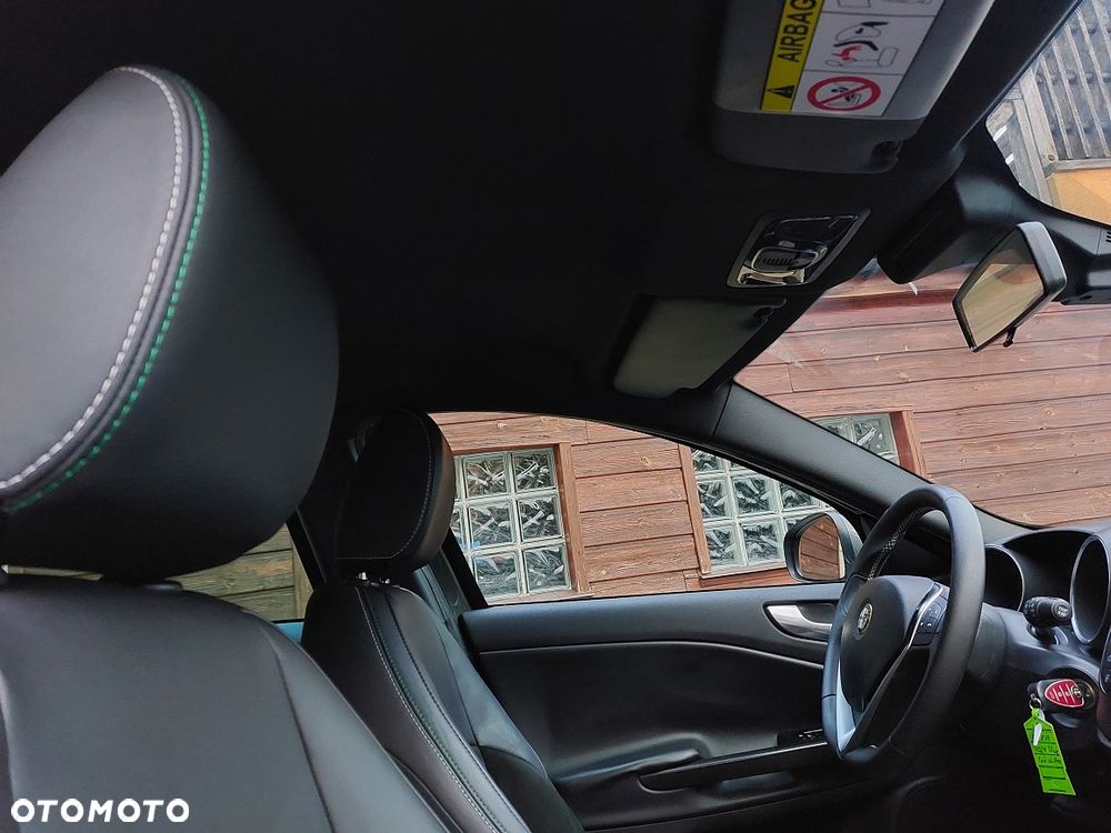 Alfa Romeo Giulietta 1.4 TB Distinctive - 17