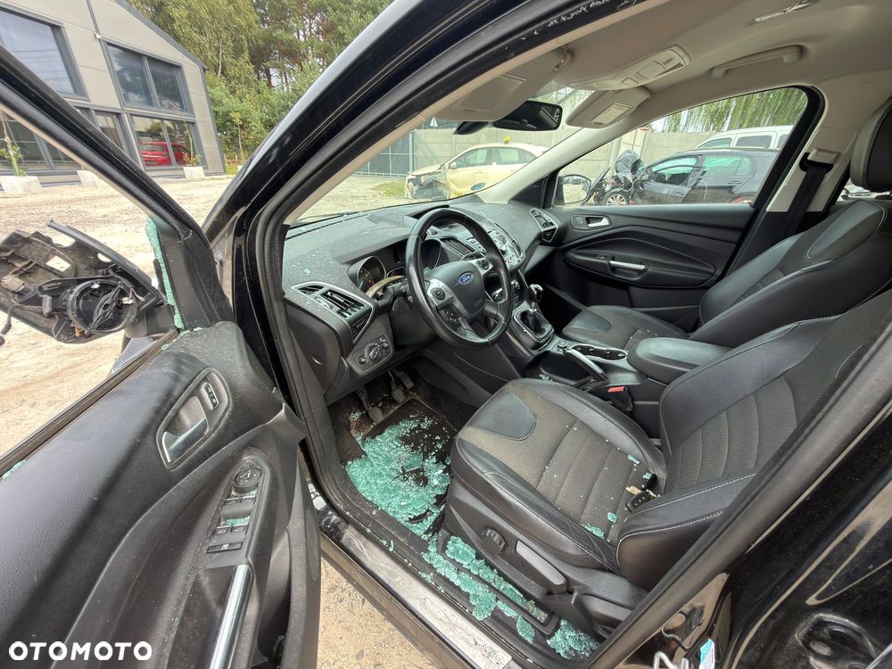 Ford Kuga - 13