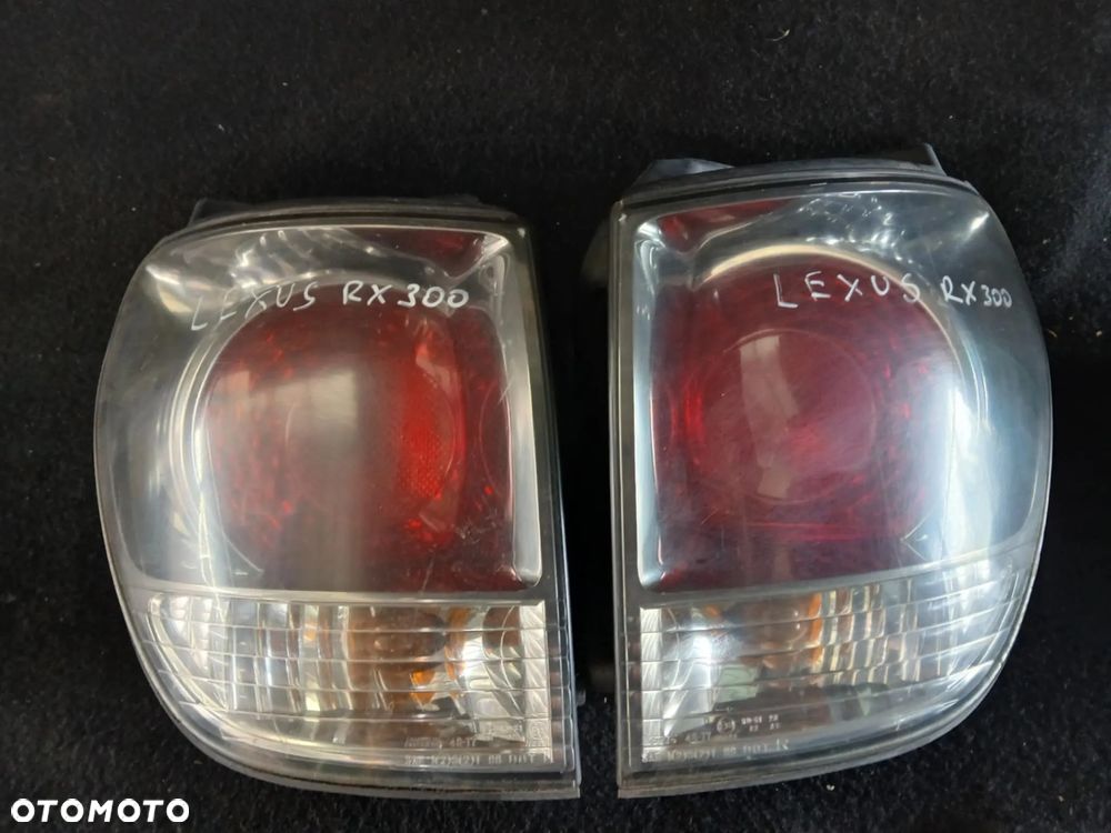 Lexus RX 300 2002 rok Lampa tylna lewa, prawa w błotnik - 3