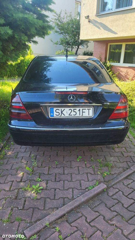 Mercedes-Benz Klasa E - 2