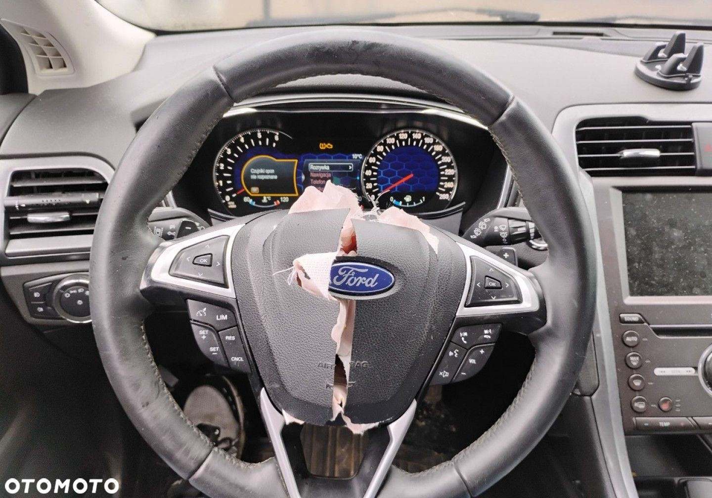 Ford Mondeo - 11