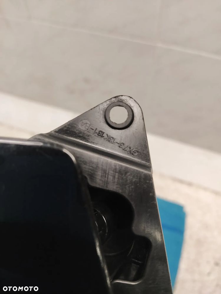 JAGUAR XE X760 SPRYSKIWACZ LAMPY LEWY PRZÓD PRZEDNI ZAŚLEPKA ZDERZAKA ORYGINAŁ - 4