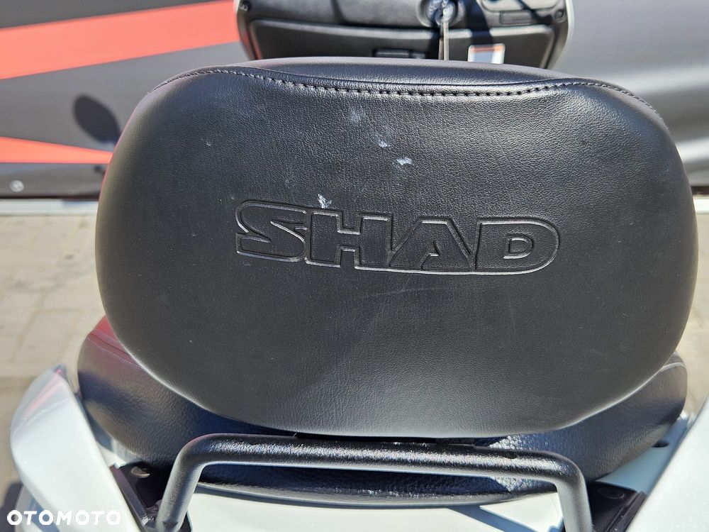 Suzuki Burgman - 7