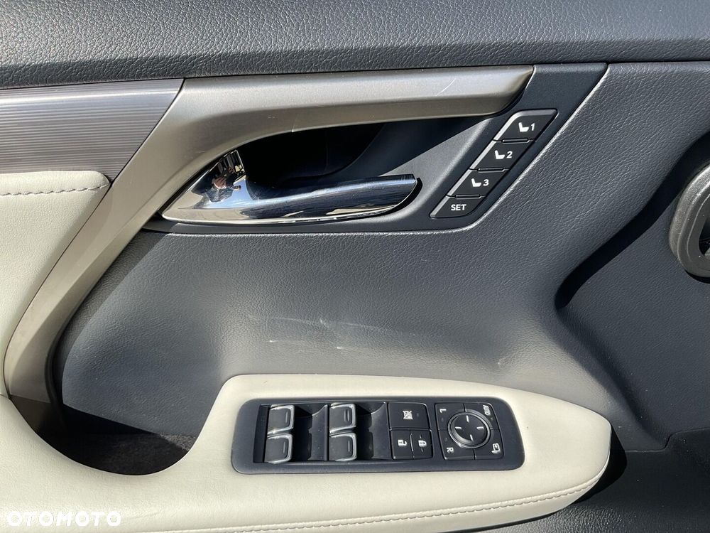 Lexus RX 450h F Sport Edition - 22